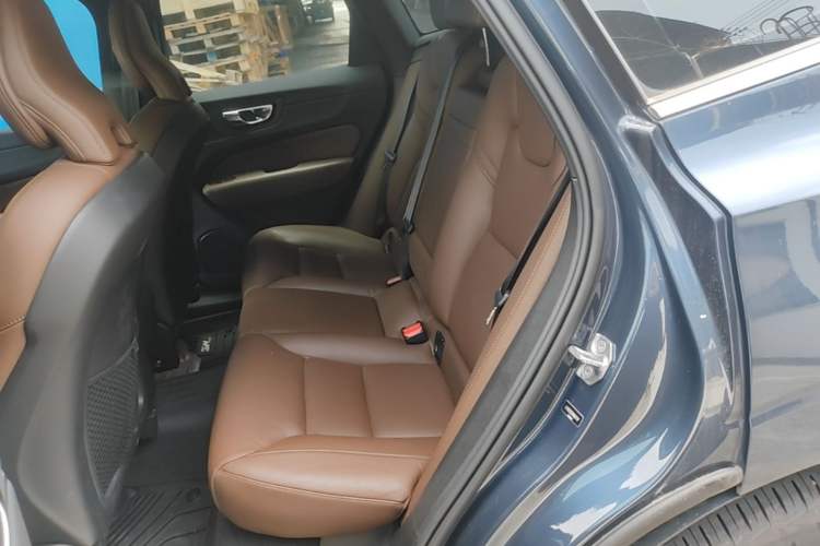 Used Volvo XC60 2021 T5 4x4 Smart Luxury Edition Left Rear Seat
