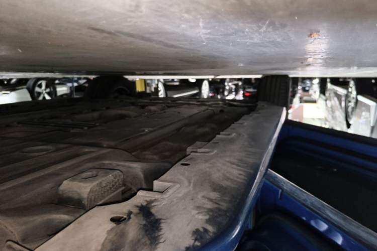 Used Volvo XC60 2021 T5 4x4 Zhiyi Sport Edition Left Side Sill
