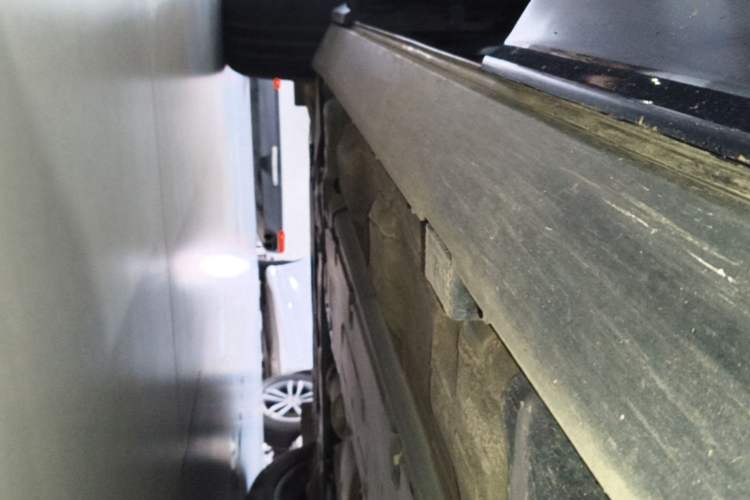 Used Volvo XC60 2021 T5 4x4 Smart Luxury Edition Left Side Sill