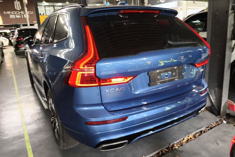 Used Volvo XC60 2021 T5 4x4 Zhiyi Sport Edition Rear Left 45 Deg