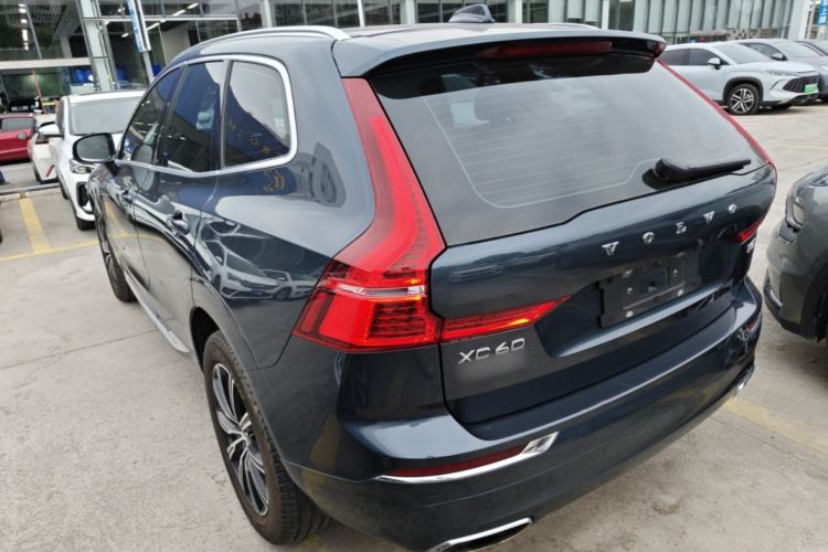 Used Volvo XC60 2021 T5 4x4 Smart Luxury Edition Rear Left 45 Deg
