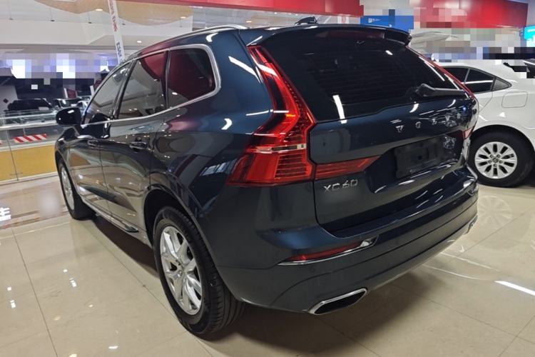 Used Volvo XC60 2021 T5 4x4 Smart Luxury Edition Rear Left 45 Deg