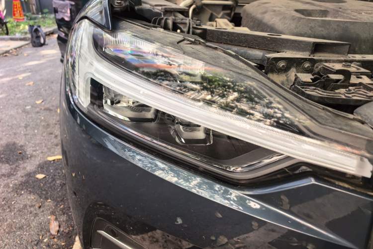 Used Volvo XC60 2021 T5 4x4 Smart Luxury Edition Right Front Headlight