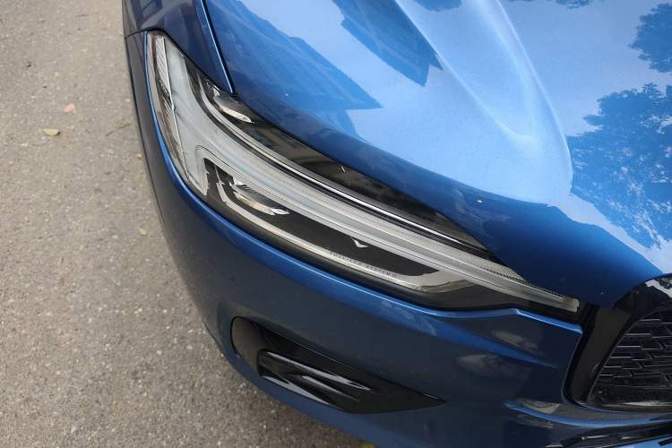 Used Volvo XC60 2021 T5 4x4 Zhiyi Sport Edition Right Front Headlight