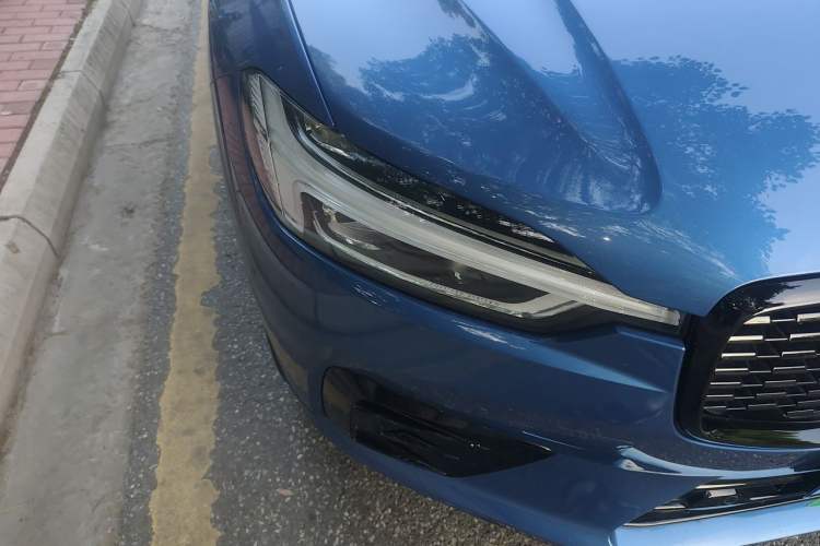Used Volvo XC60 2021 T5 4x4 Zhiyi Sport Edition Right Front Headlight