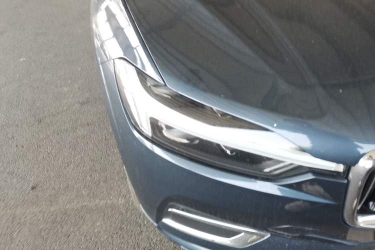 Used Volvo XC60 2021 T5 4x4 Smart Luxury Edition Right Front Headlight