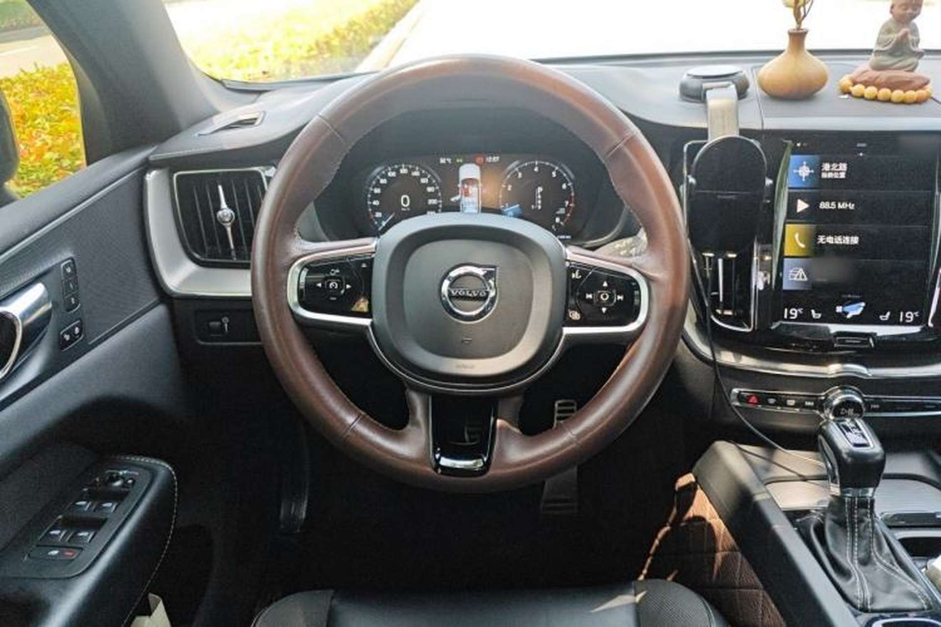 Used Volvo XC60 2021 T5 4x4 Smart & Advanced Sport Edition Steering Wheel