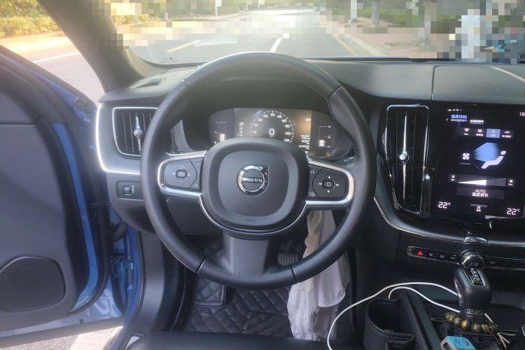 Used Volvo XC60 2021 T5 4x4 Zhiyi Sport Edition Steering Wheel