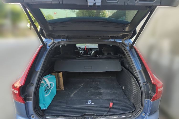 Used Volvo XC60 2021 T5 4x4 Smart & Advanced Sport Edition Trunk