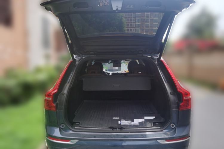 Used Volvo XC60 2021 T5 4x4 Smart Luxury Edition Trunk