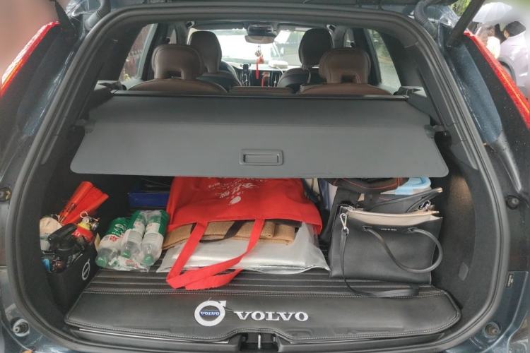 Used Volvo XC60 2021 T5 4x4 Smart Luxury Edition Trunk