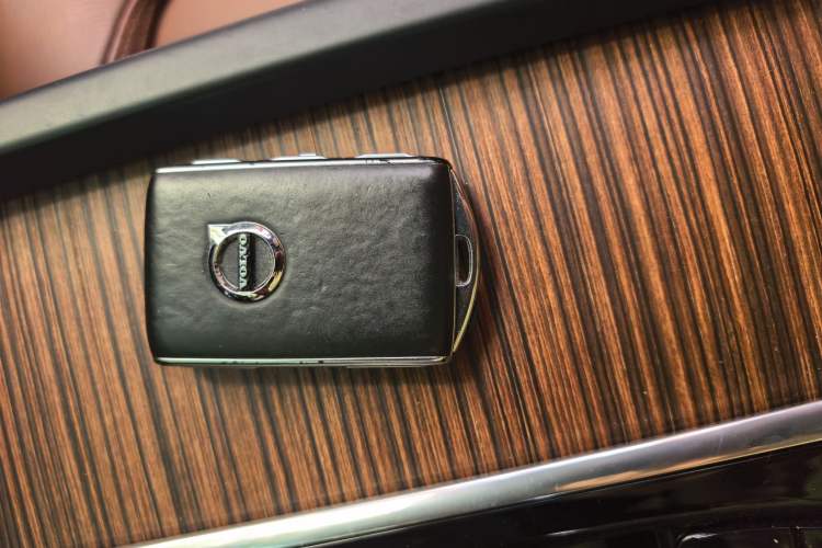 Used Volvo XC60 2021 T5 4x4 Smart Luxury Edition Vehicle Key