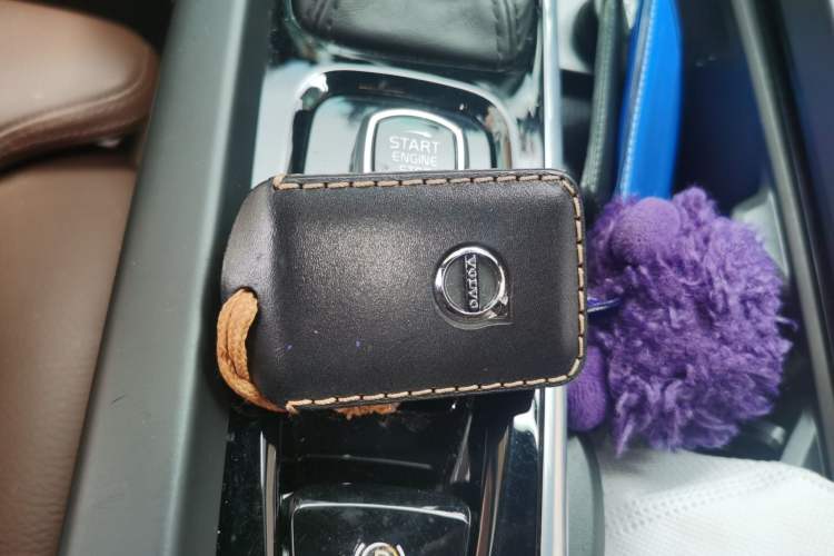 Used Volvo XC60 2021 T5 4x4 Smart Luxury Edition Vehicle Key