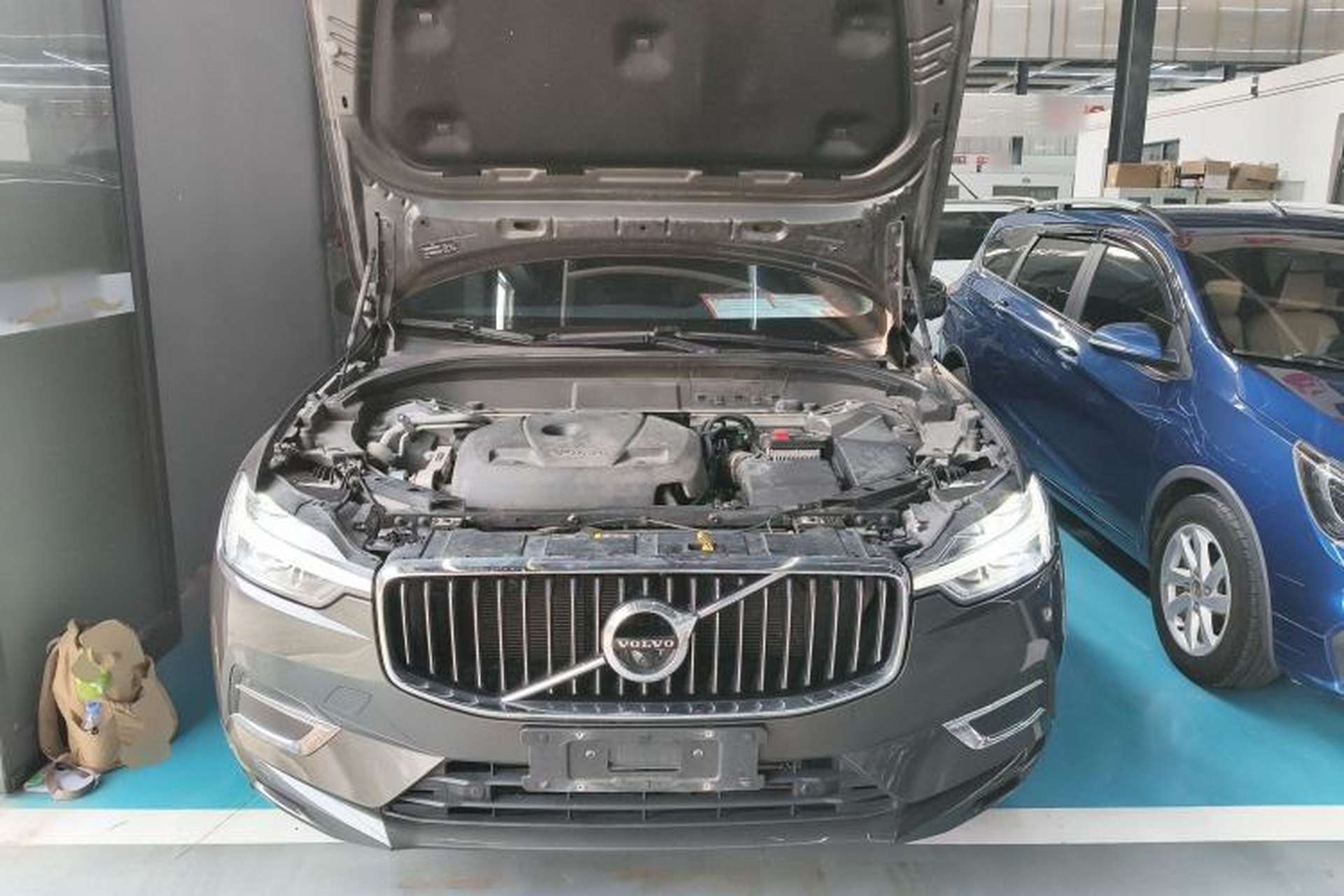 Used Volvo XC60 2021 T5 4x4 Smart Luxury Edition Engine Bay