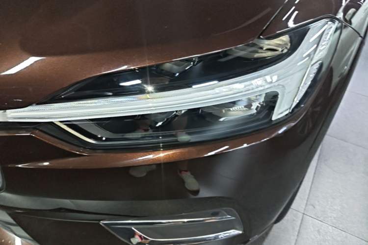 Used Volvo XC60 2021 T5 4x4 Smart Luxury Edition Left Front Headlight