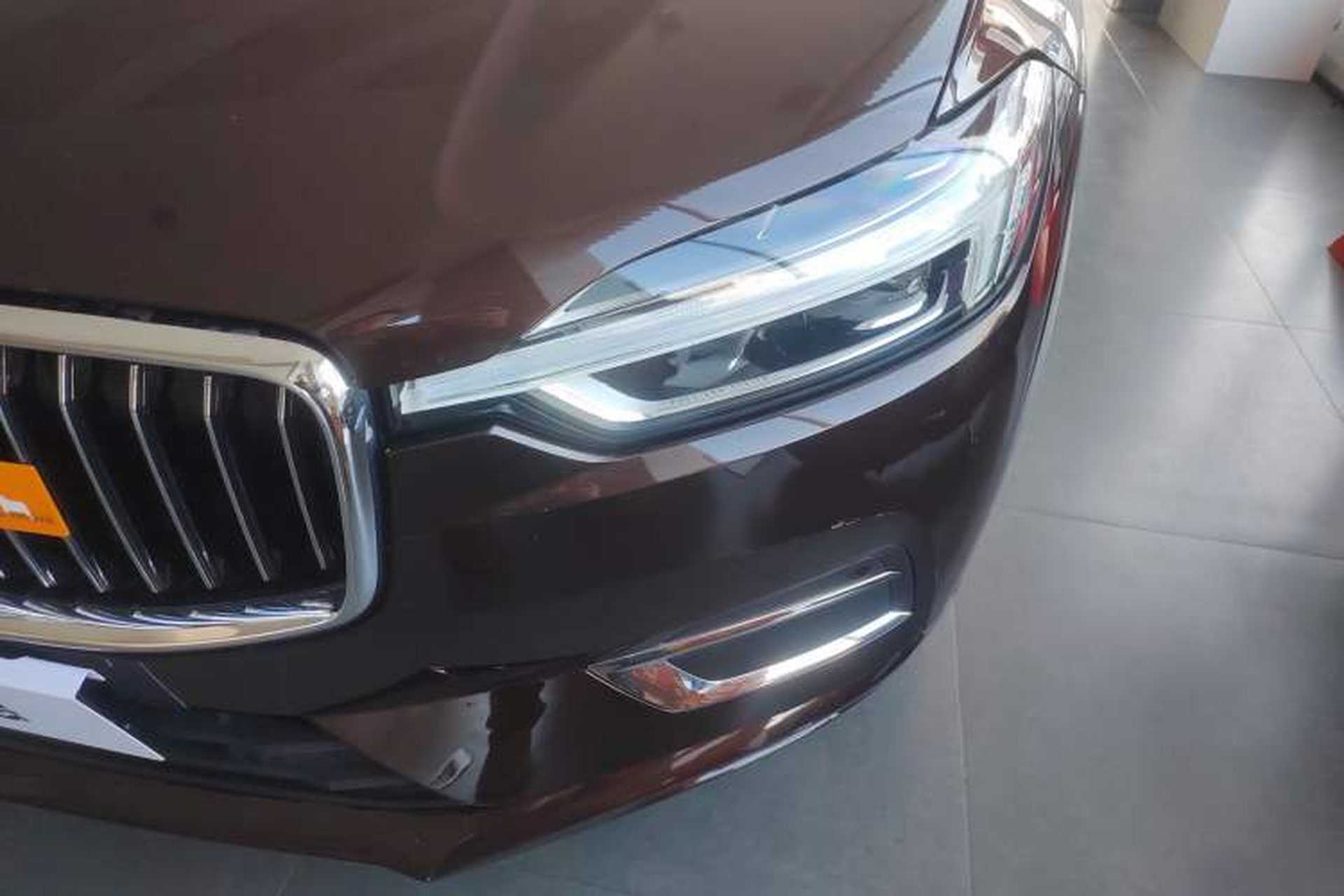 Used Volvo XC60 2021 T5 4x4 Smart Luxury Edition Left Front Headlight