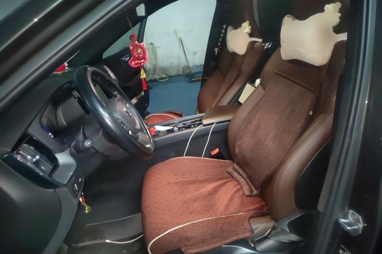 Used Volvo XC60 2021 T5 4x4 Smart Luxury Edition Left Front Seat