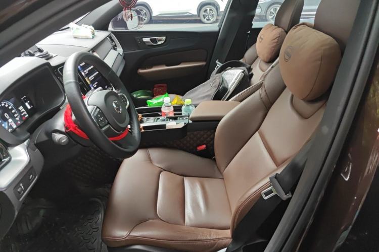 Used Volvo XC60 2021 T5 4x4 Smart Luxury Edition Left Front Seat