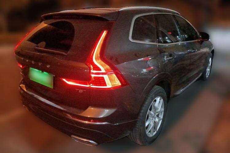 Used Volvo XC60 2021 T5 4x4 Smart Luxury Edition Rear Right 45 Deg