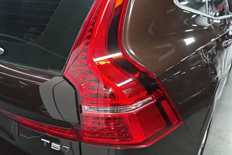 Used Volvo XC60 2021 T5 4x4 Smart Luxury Edition Right Rear Taillight