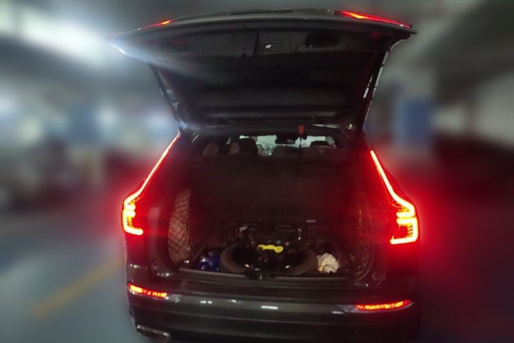 Used Volvo XC60 2021 T5 4x4 Smart Luxury Edition Trunk