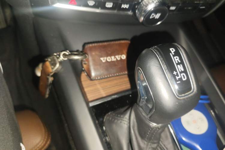 Used Volvo XC60 2021 T5 4x4 Smart Luxury Edition Vehicle Key