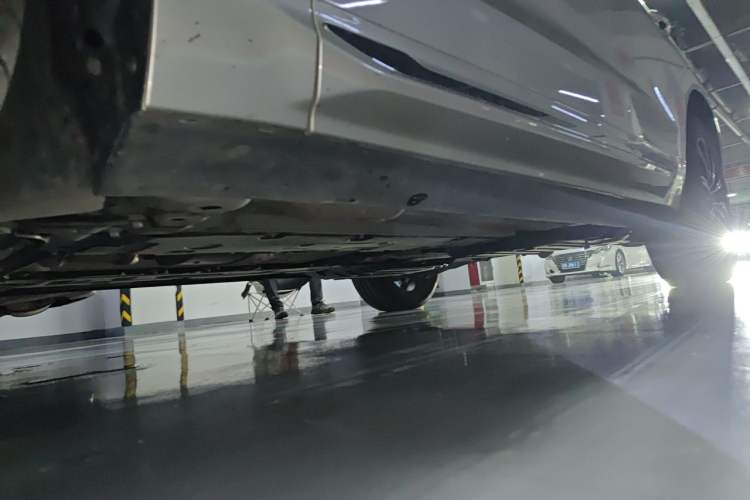 Used Volvo XC60 2021 T5 4x4 Smart Luxury Edition Chassis Front Left