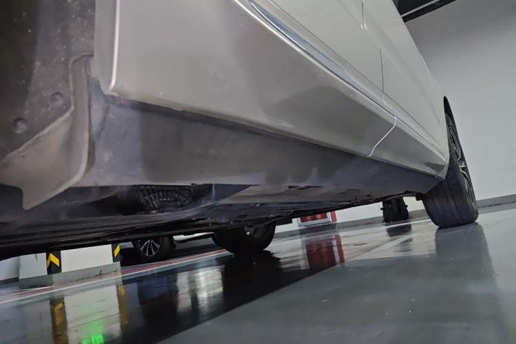 Used Volvo XC60 2021 T5 4x4 Smart Luxury Edition Chassis Rear Right