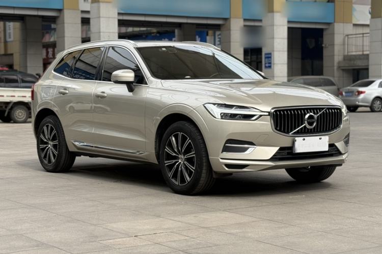 Used Volvo XC60 2021 T5 4x4 Smart Luxury Edition Exterior 5