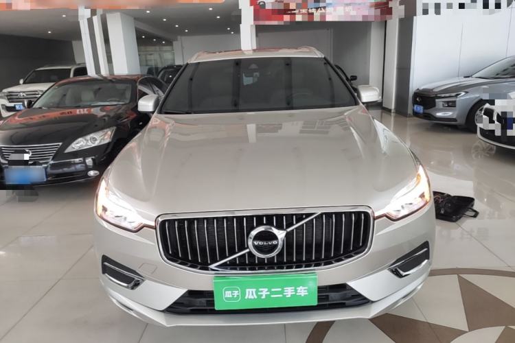 Used Volvo XC60 2021 T5 4x4 Smart Luxury Edition Front