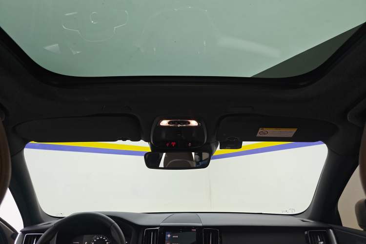 Used Volvo XC60 2021 T5 4x4 Smart Luxury Edition Headliner