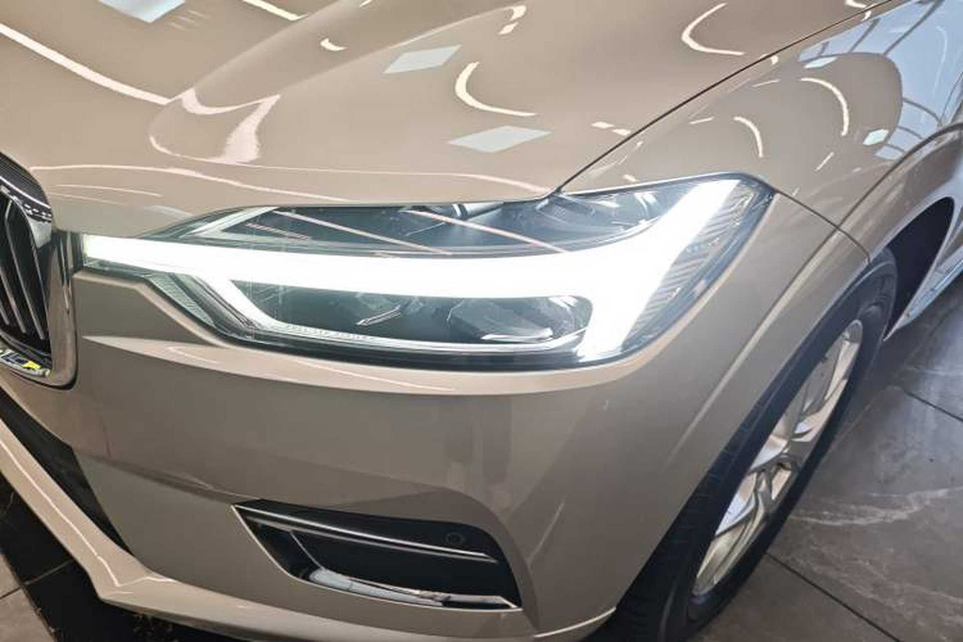 Used Volvo XC60 2021 T5 4x4 Smart Luxury Edition Left Front Headlight