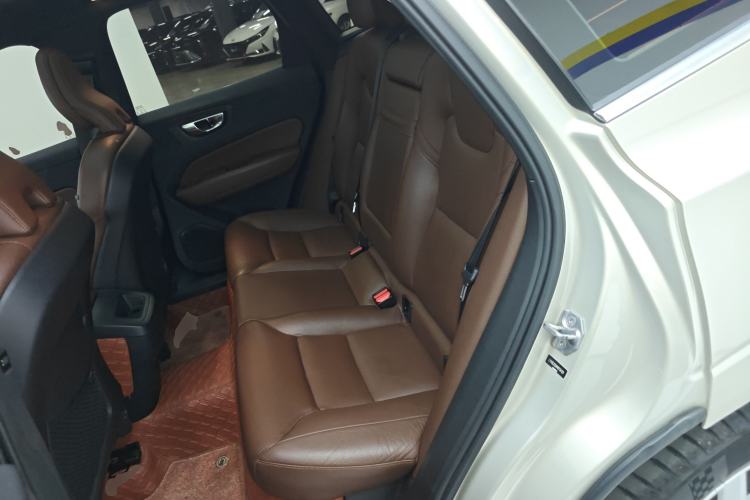 Used Volvo XC60 2021 T5 4x4 Smart Luxury Edition Left Rear Seat