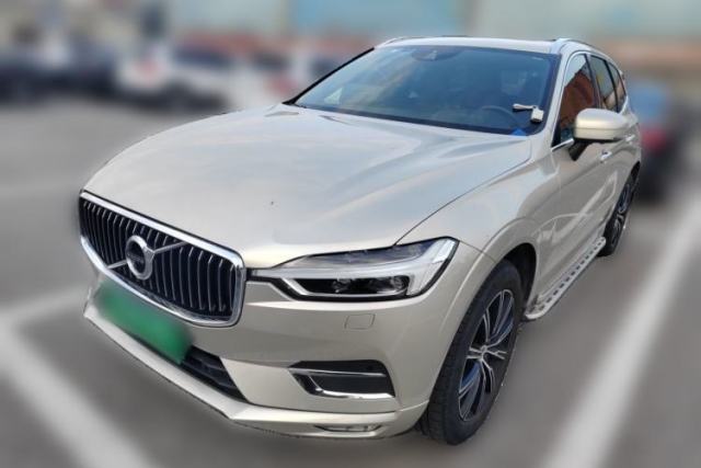 Używany Volvo XC60 2021 T5 4x4 Zhiya Luxury Edition