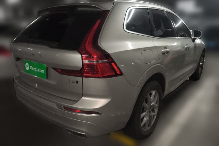 Used Volvo XC60 2021 T5 4x4 Smart Luxury Edition Rear Right 45 Deg