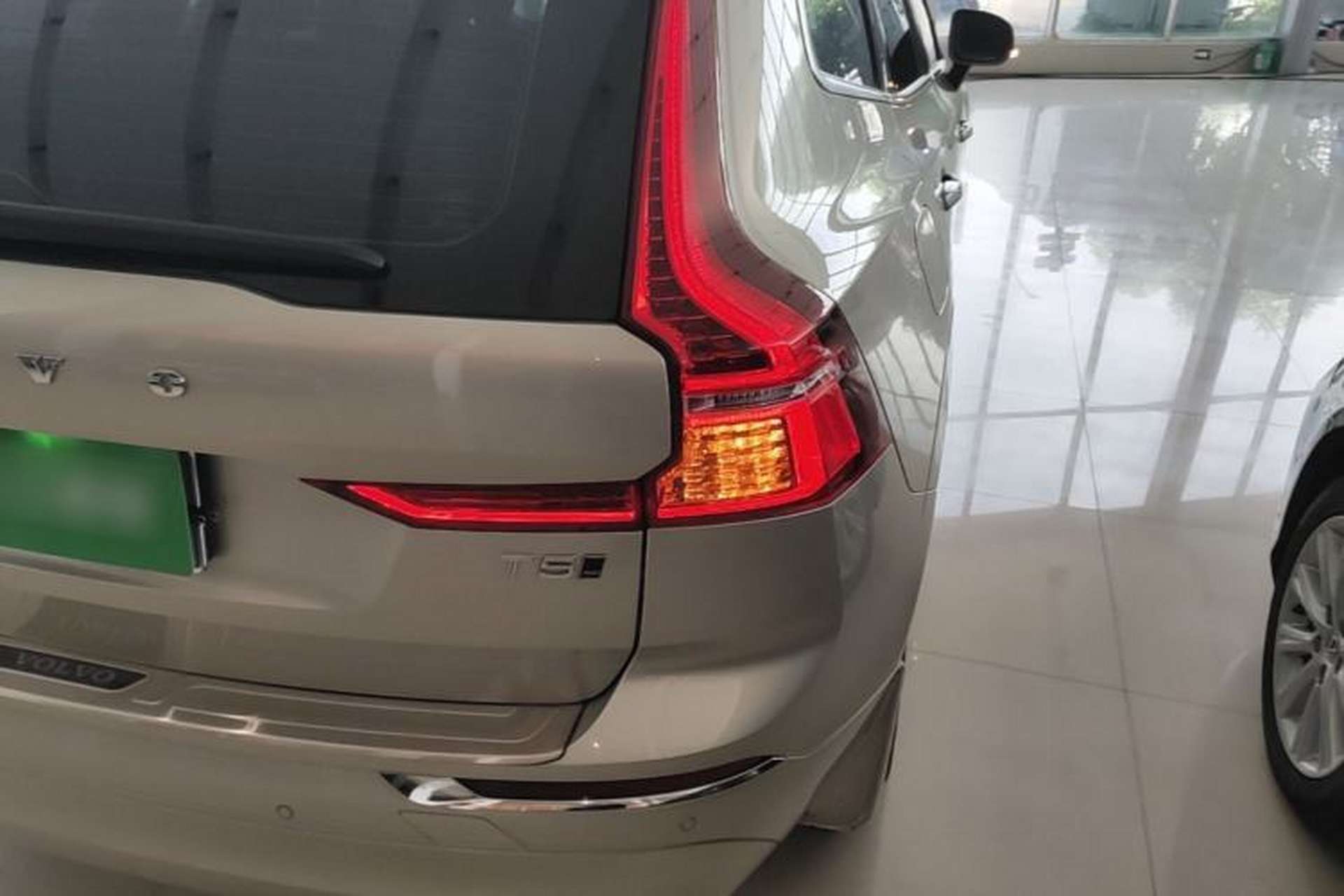 Used Volvo XC60 2021 T5 4x4 Smart Luxury Edition Right Rear Taillight