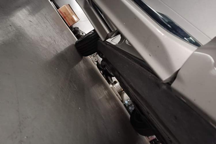 Used Volvo XC60 2021 T5 4x4 Smart Luxury Edition Right Side Sill