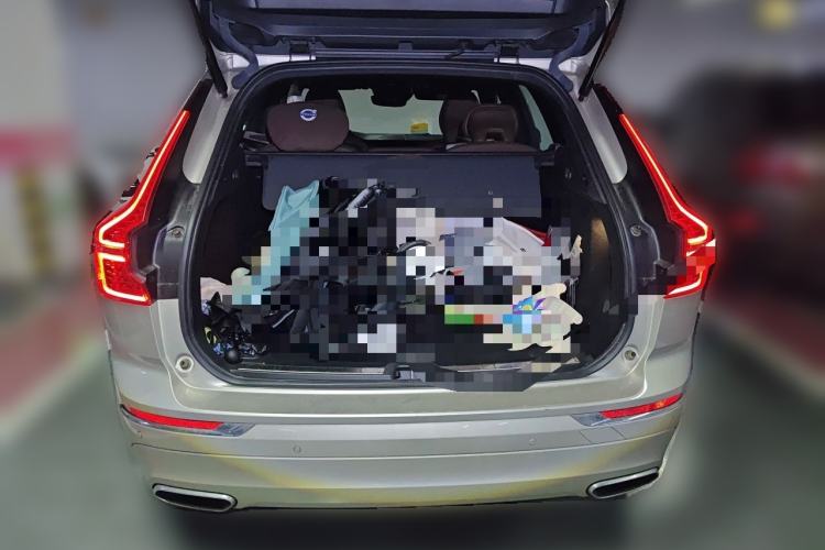 Used Volvo XC60 2021 T5 4x4 Smart Luxury Edition Trunk