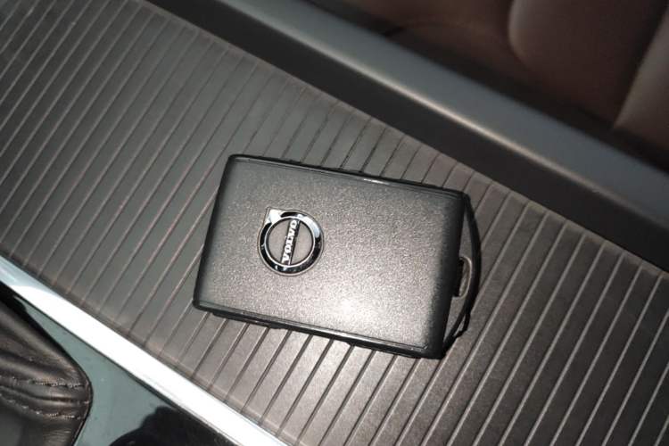 Used Volvo XC60 2021 T5 4x4 Smart Luxury Edition Vehicle Key