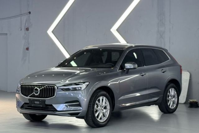 Used Volvo XC60 2021 T5 4x4 Smart Luxury Edition