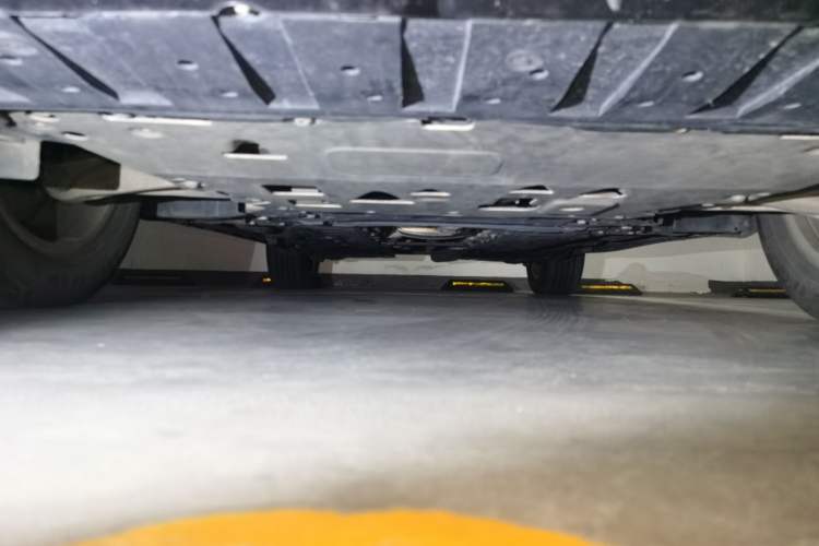 Used Volvo XC60 2021 T5 4x4 Smart Luxury Edition Chassis Front