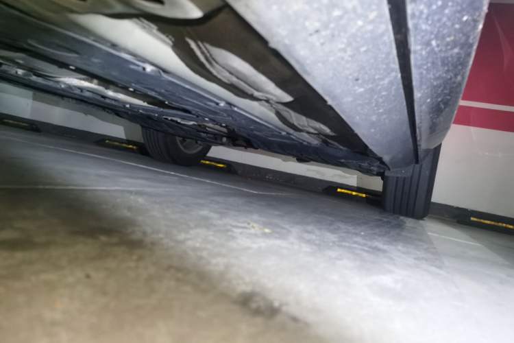 Used Volvo XC60 2021 T5 4x4 Smart Luxury Edition Chassis Front Left