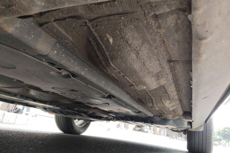 Used Volvo XC60 2021 T5 4x4 Smart Luxury Edition Chassis Front Left