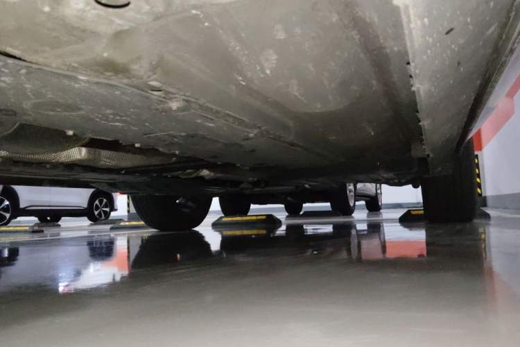 Used Volvo XC60 2021 T5 4x4 Smart Luxury Edition Chassis Front Left
