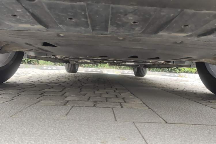 Used Volvo XC60 2021 T5 4x4 Smart Luxury Edition Chassis Front