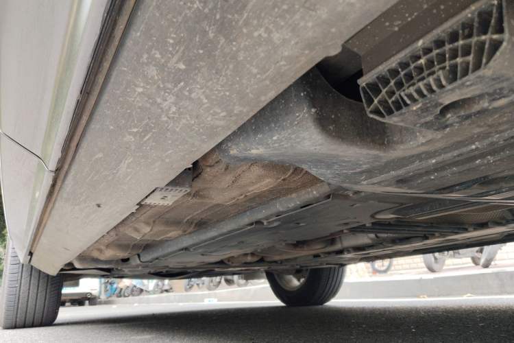 Used Volvo XC60 2021 T5 4x4 Smart Luxury Edition Chassis Rear Left