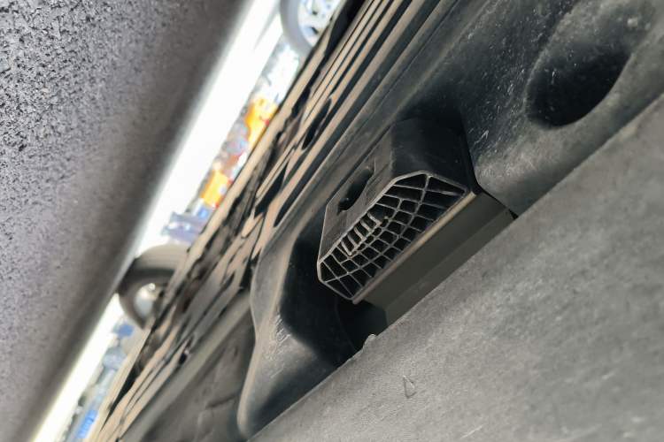 Used Volvo XC60 2021 T5 4x4 Smart Luxury Edition Chassis Rear Right