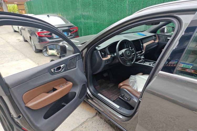 Used Volvo XC60 2021 T5 4x4 Zhiya Luxury Edition Driver Seat