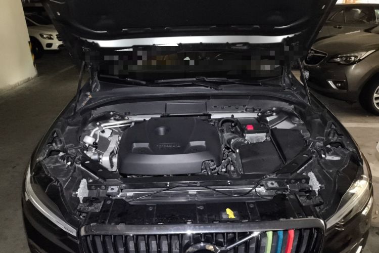 Used Volvo XC60 2021 T5 4x4 Zhiyi Sport Edition Engine Bay