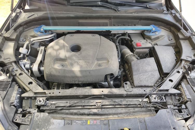 Used Volvo XC60 2021 T5 4x4 Smart Luxury Edition Engine Bay